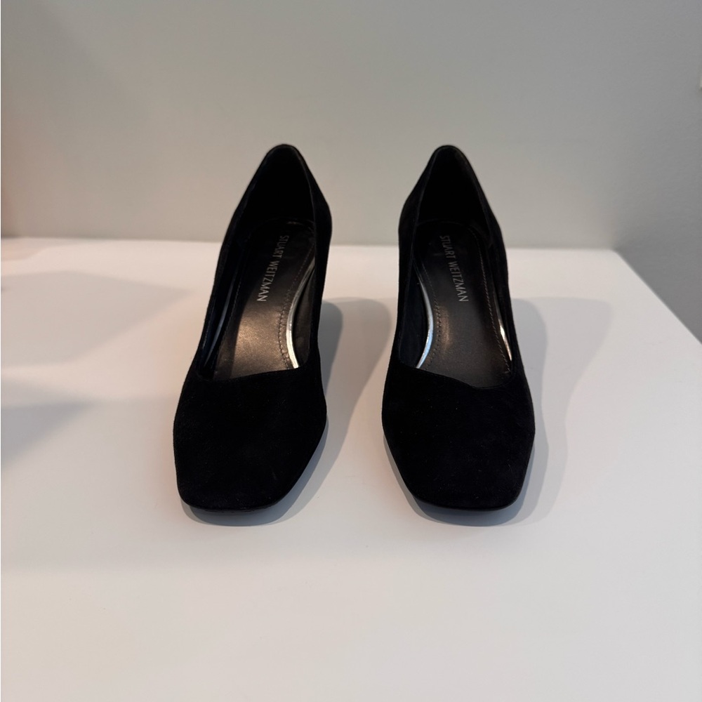 Stuart Weitzman Black Heels Sleek Design